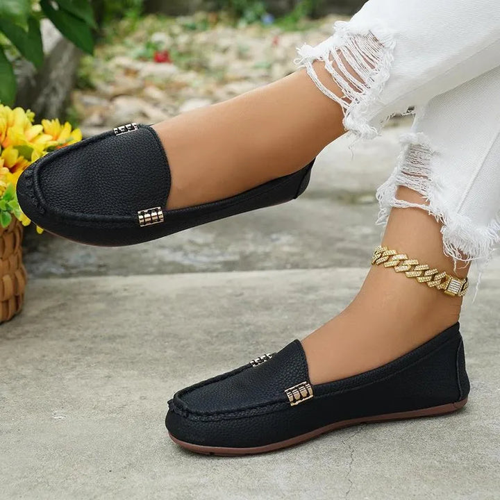 JULIETTE™|CHAIN FLAT MOCCASINS