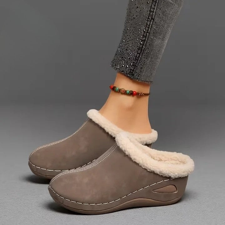 BRIANA™|PLUSH SLIP-ON SANDALS