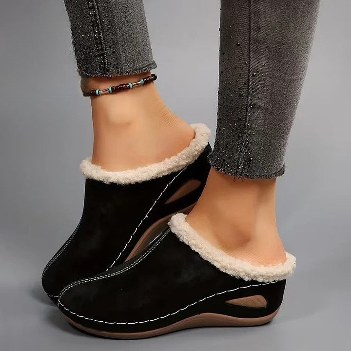 BRIANA™|PLUSH SLIP-ON SANDALS
