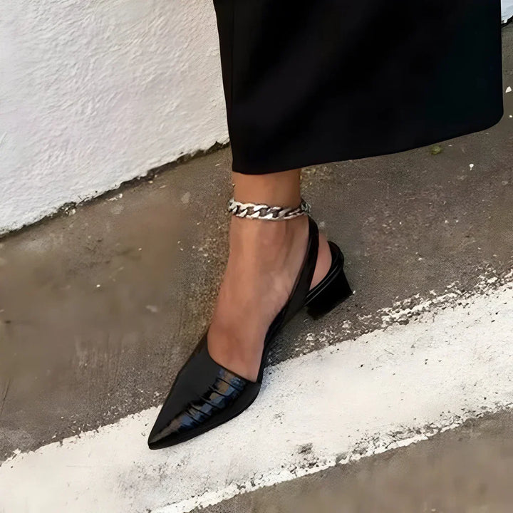 ISADORA™|WIDE-FIT SUPPORT PUMPS