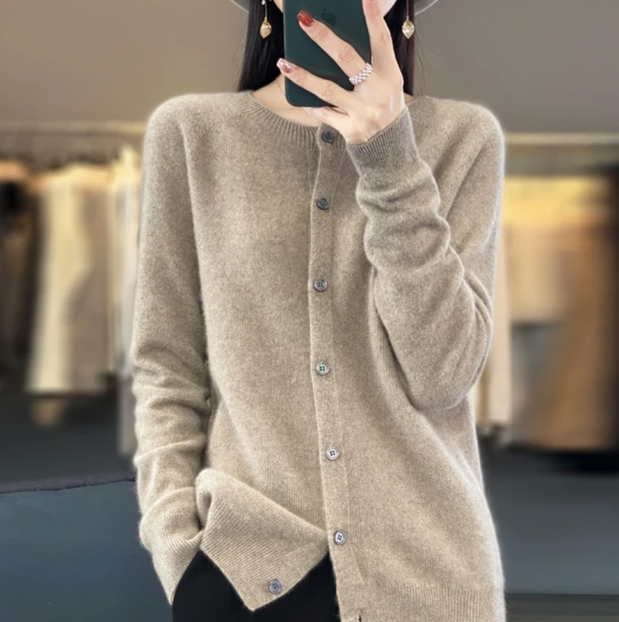 ANORA™|TIMELESS COZY CARDIGAN