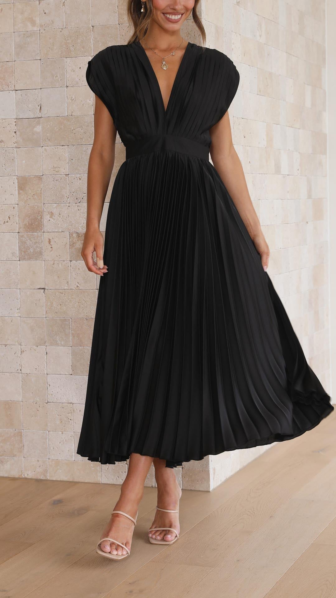 ISLA™ | ELEGANT PLEATED DRESS