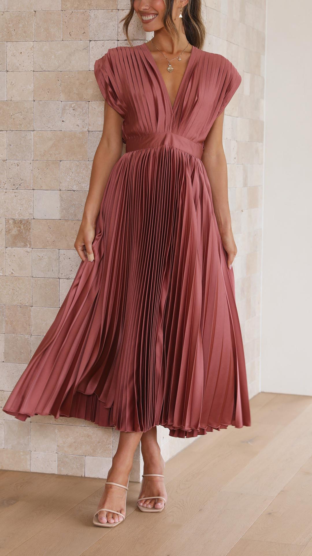 ISLA™ | ELEGANT PLEATED DRESS