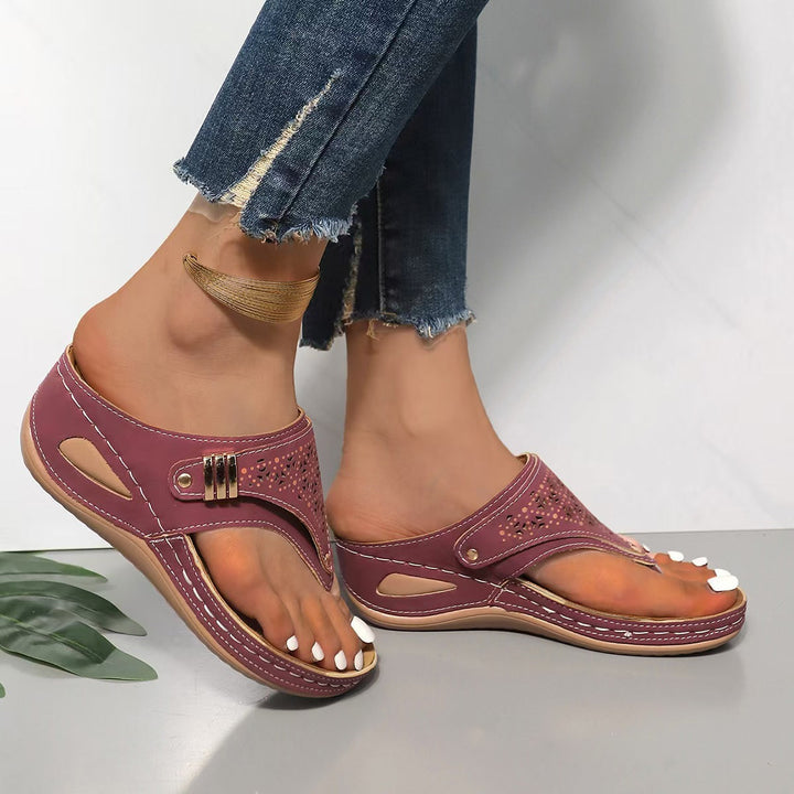 CAROLINA™|STEADY WEDGE SANDALS